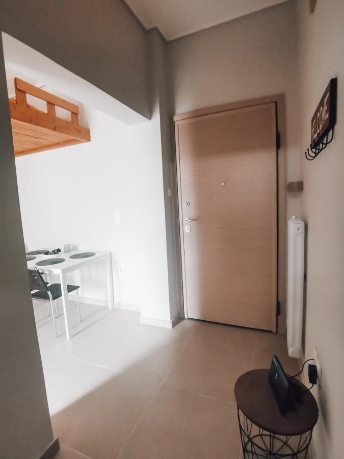 Efrosini'S By The Sea Apartment Chalkís Dış mekan fotoğraf