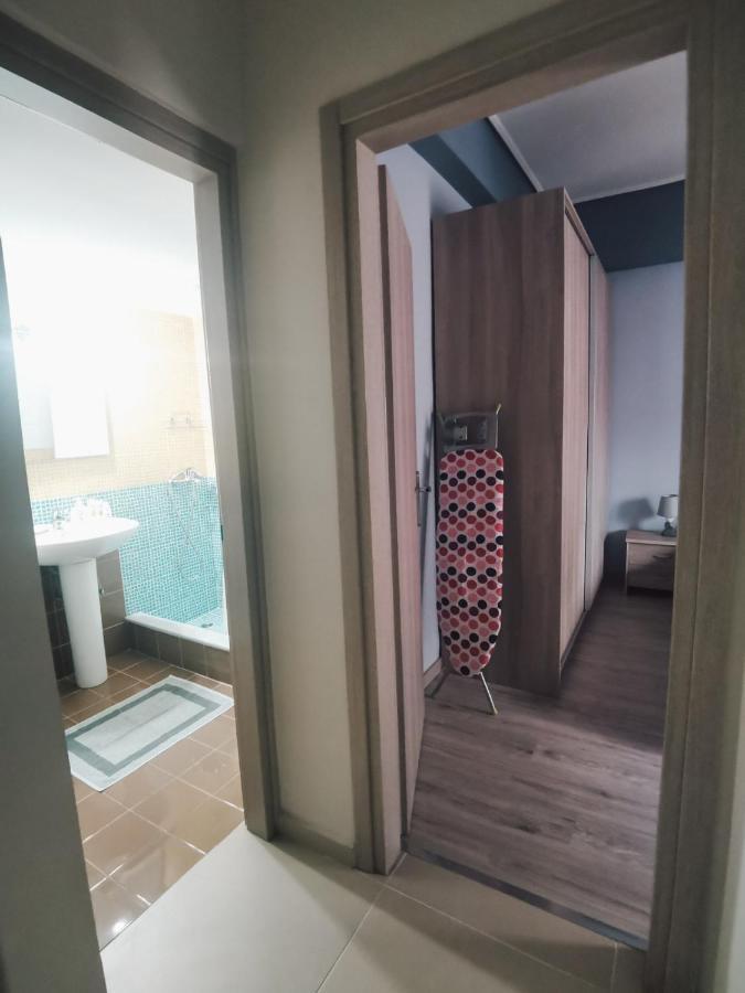 Efrosini'S By The Sea Apartment Chalkís Dış mekan fotoğraf