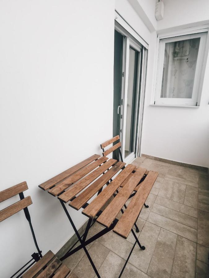 Efrosini'S By The Sea Apartment Chalkís Dış mekan fotoğraf